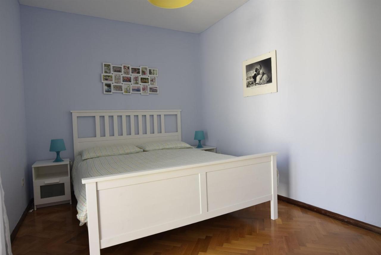 Apartment Venci Bol Exteriör bild